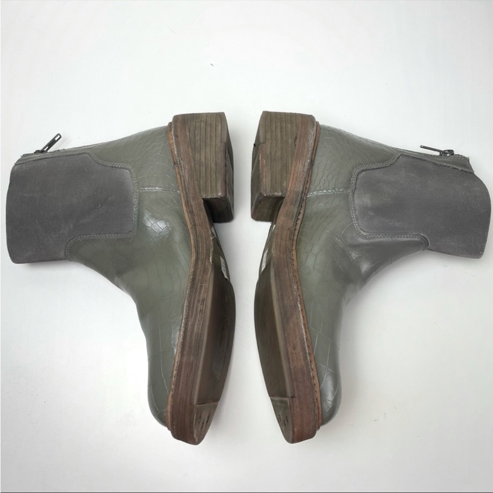 Women's Dust Storm Santa Fe Arlo Chelsea Ankle Boots